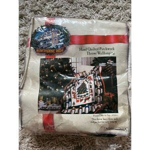 Vintage American Pacific Christmas Hand Quilted Patchwork /Wall Hang 50x60 New